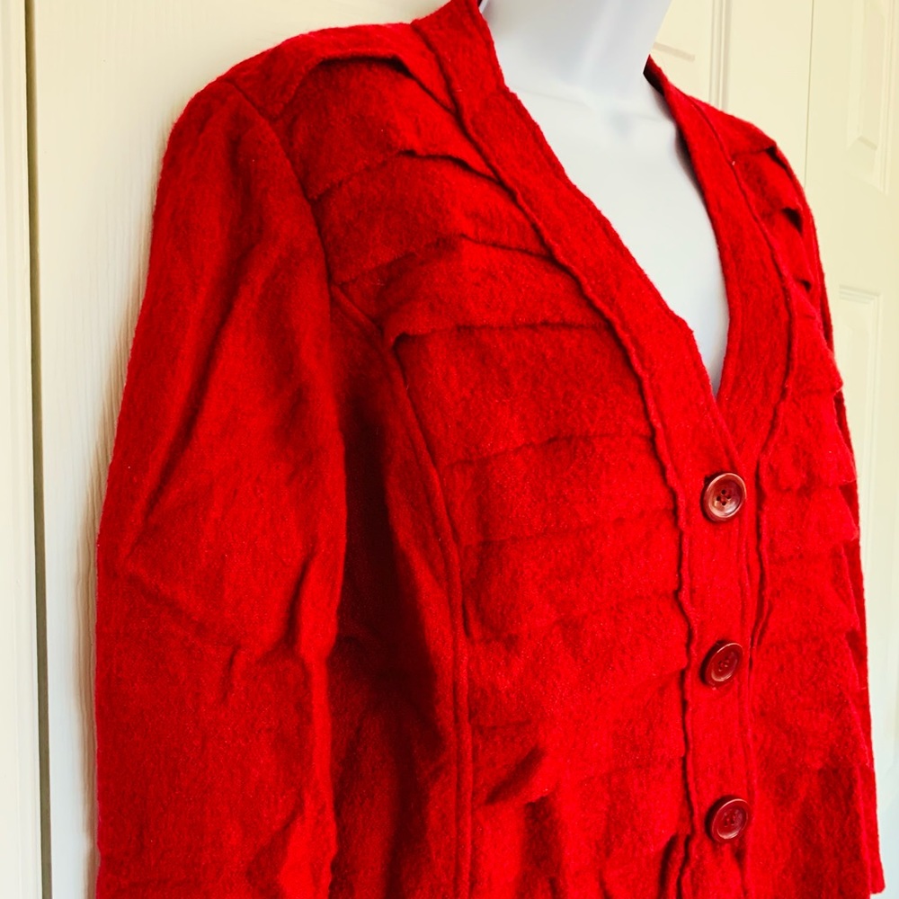 Wool Cardigan with Horizontal Pleats